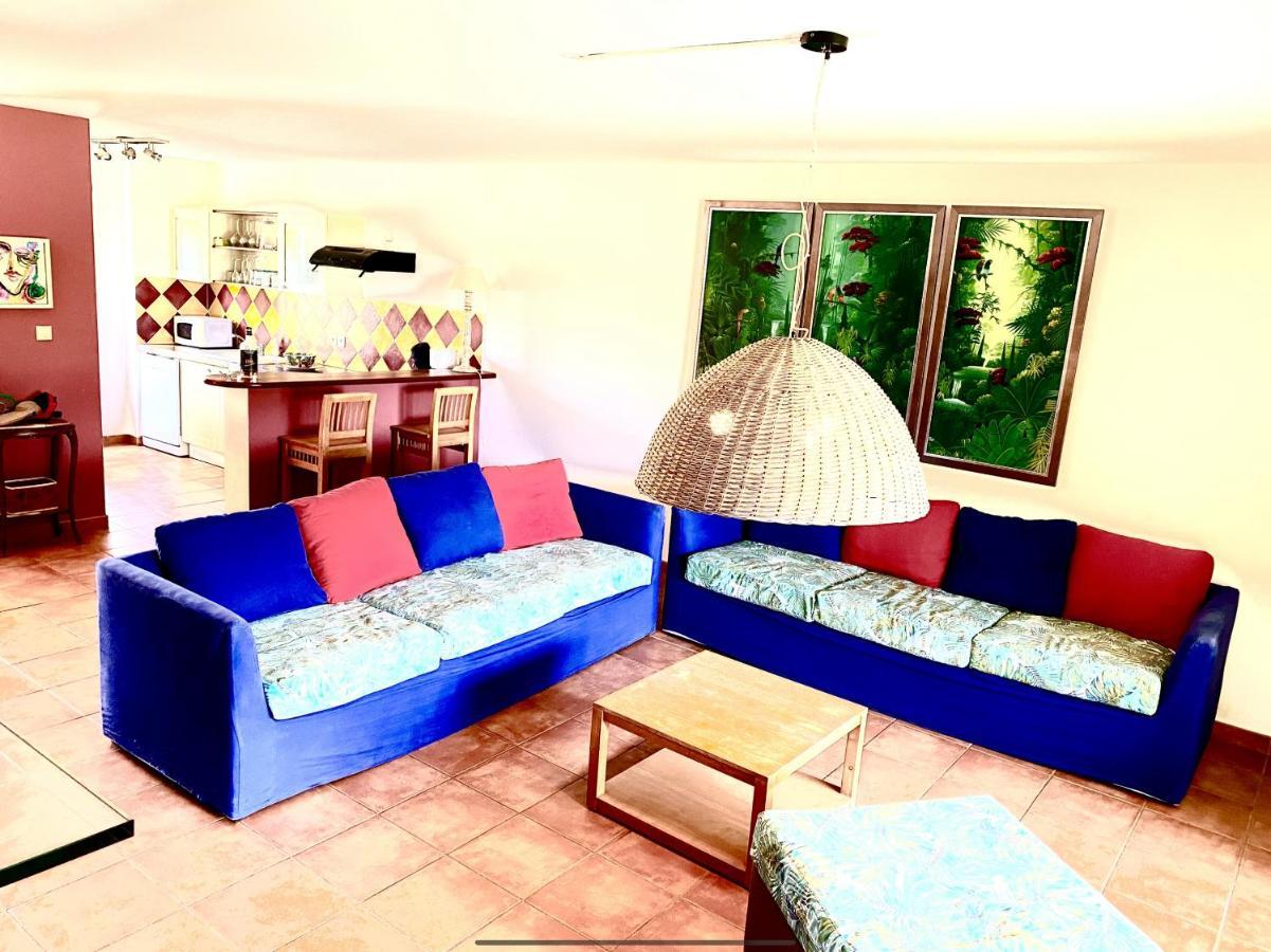 Marisol Les Pieds Dans L Eau Apartment Le Gosier  Exterior foto